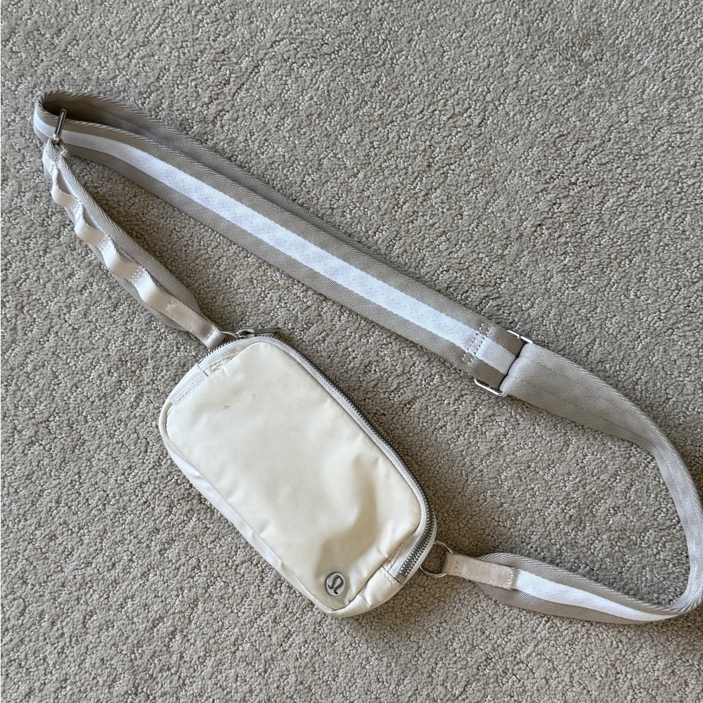 lululemon athletica Cream and Tan Crossbody Belt Bag